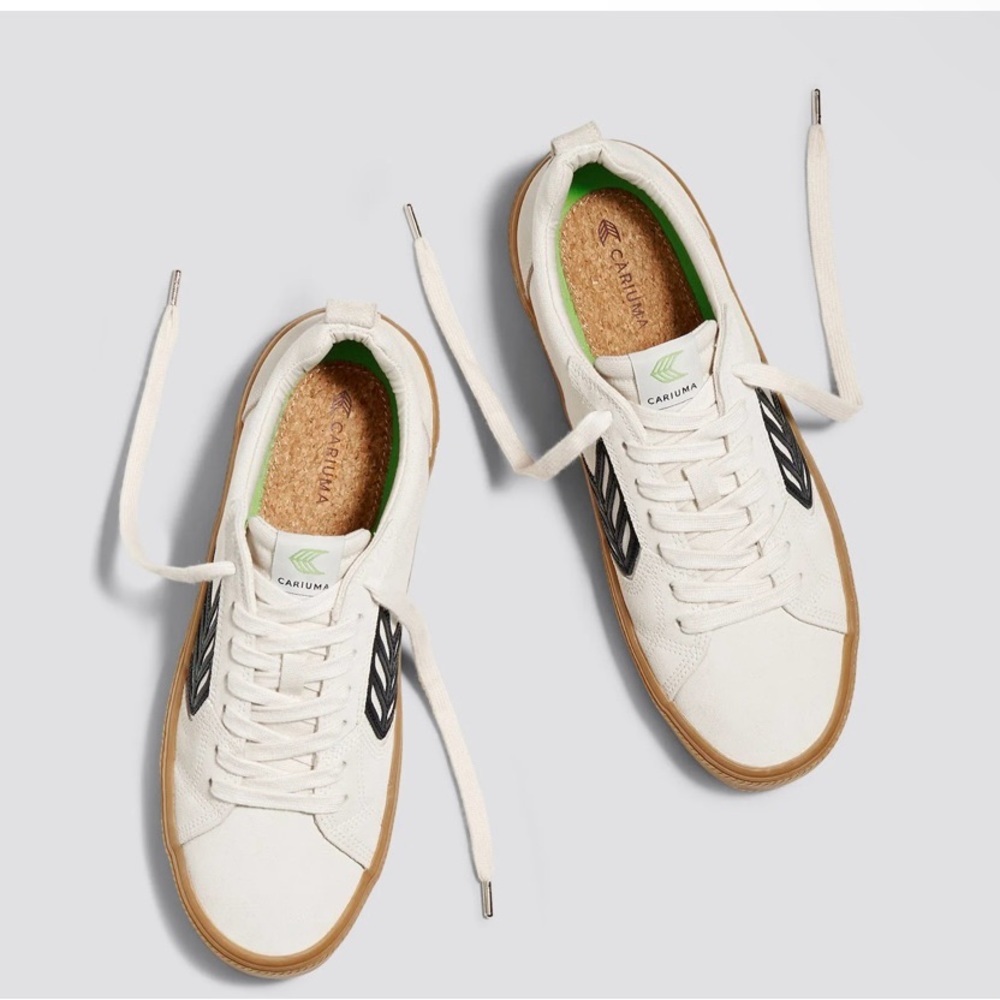 Cariuma White and Black Sneakers - Picture 2 of 6